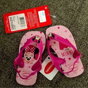 Brand New NWT Havaianas Disney Minnie Sandals Size 5 5C